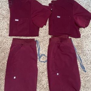 Figs Burgundy Scrub Sets